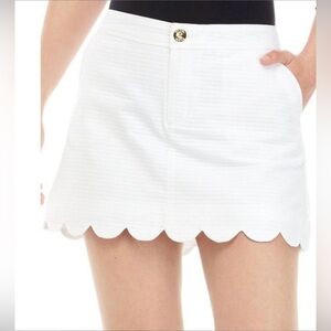 Lilly Pulitzer "Colette" Scalloped Hem Skort in Resort White SZ 16